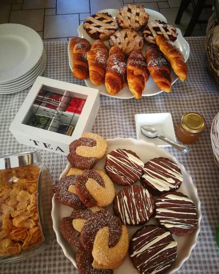 B&B Del Viale Bacu Abis Eksteriør billede